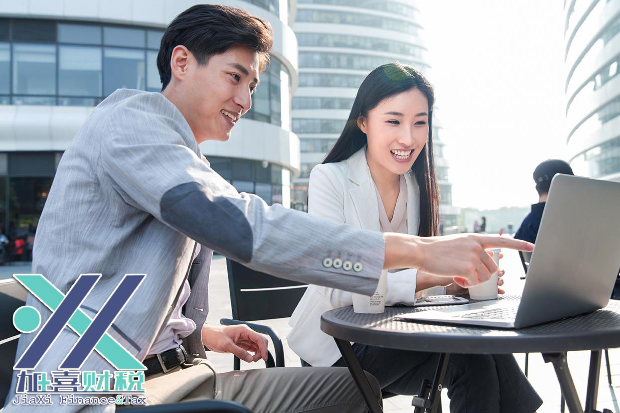 股权转让后的公司内部更新：股东名册、出资证明书与公司章程  